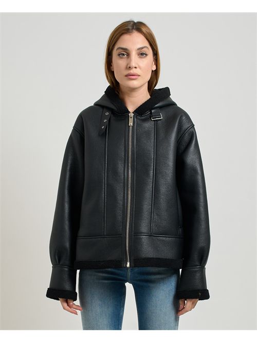 Giubbotto donna Richmond X in similpelle con cappuccio RICHMOND X | UWA25122GBBLACK